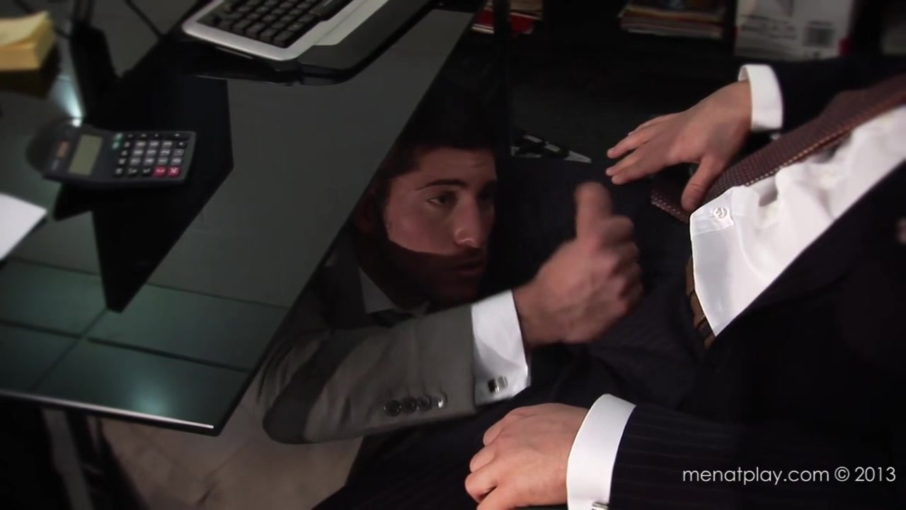 Under The Desk - MENatPLAY