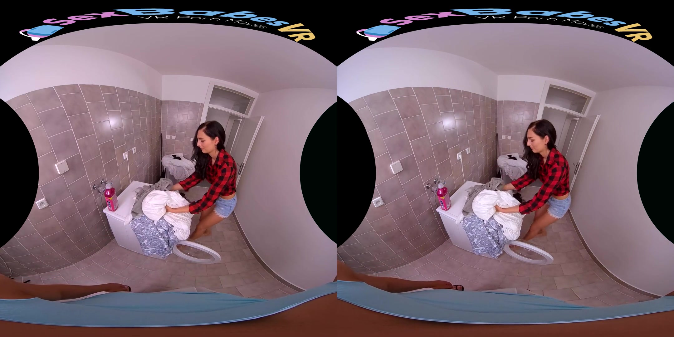 Lee Anne in Bubbling Desire - SexBabesVR
