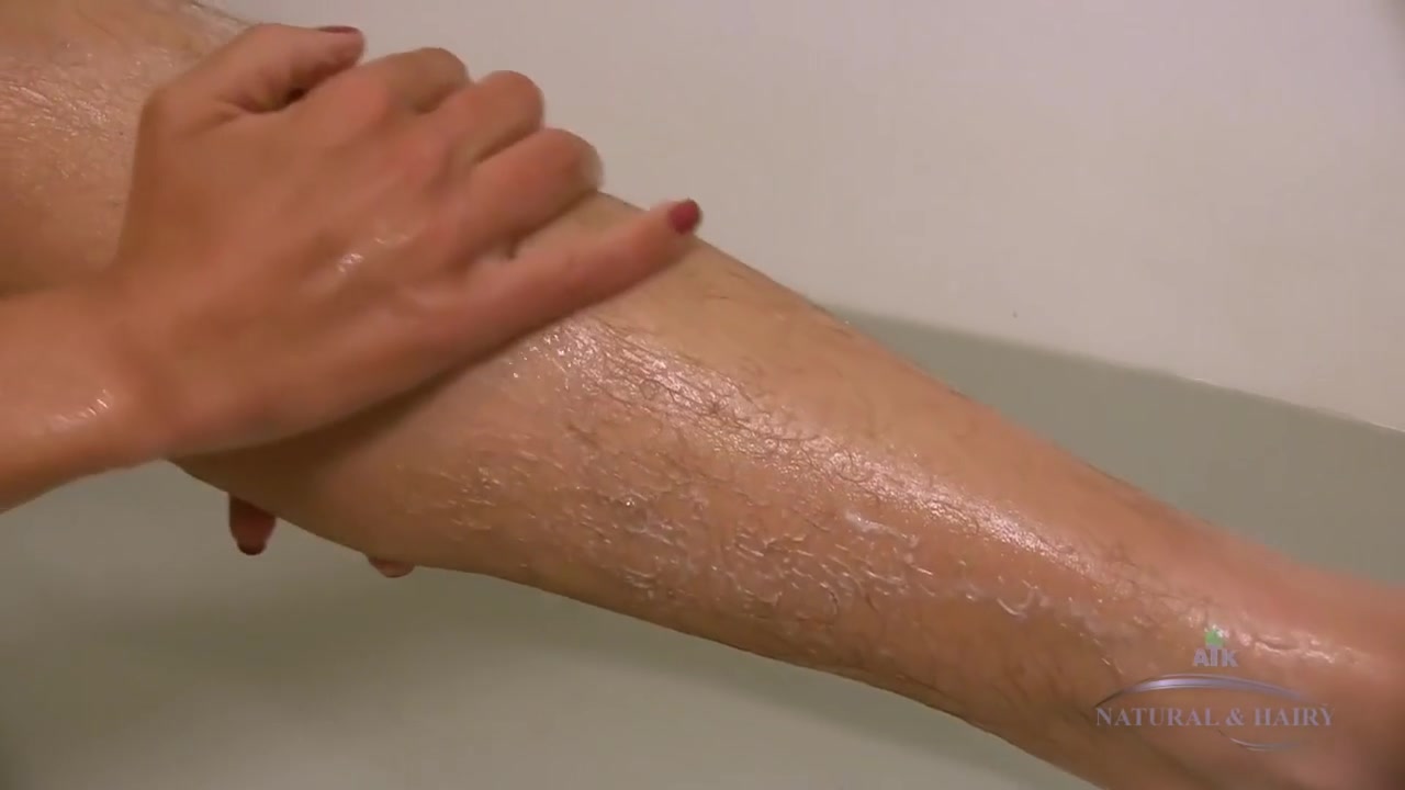 Marlee In The Bathtub Washes Her Extremely Hairy Legs Armpits And Pussy
