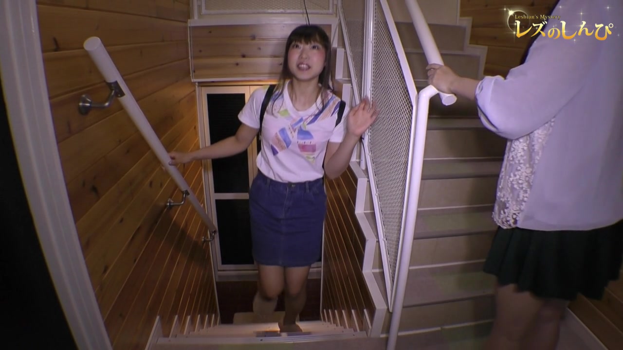 I cheated my friend and brought it. - Fetish Japanese Movies - Lesshin