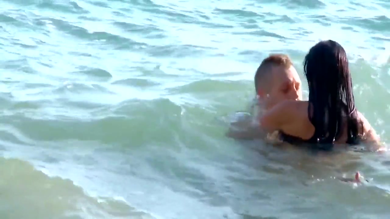 The Young Slut Loves To Take It In The Pussy On The Beach