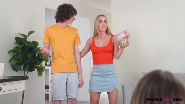 Stepmoms Physical Stress Relief - S21:E10 - Nubiles-Porn