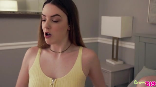 Step Sis Has The Best Cookies - S18:E5 - Brattysis