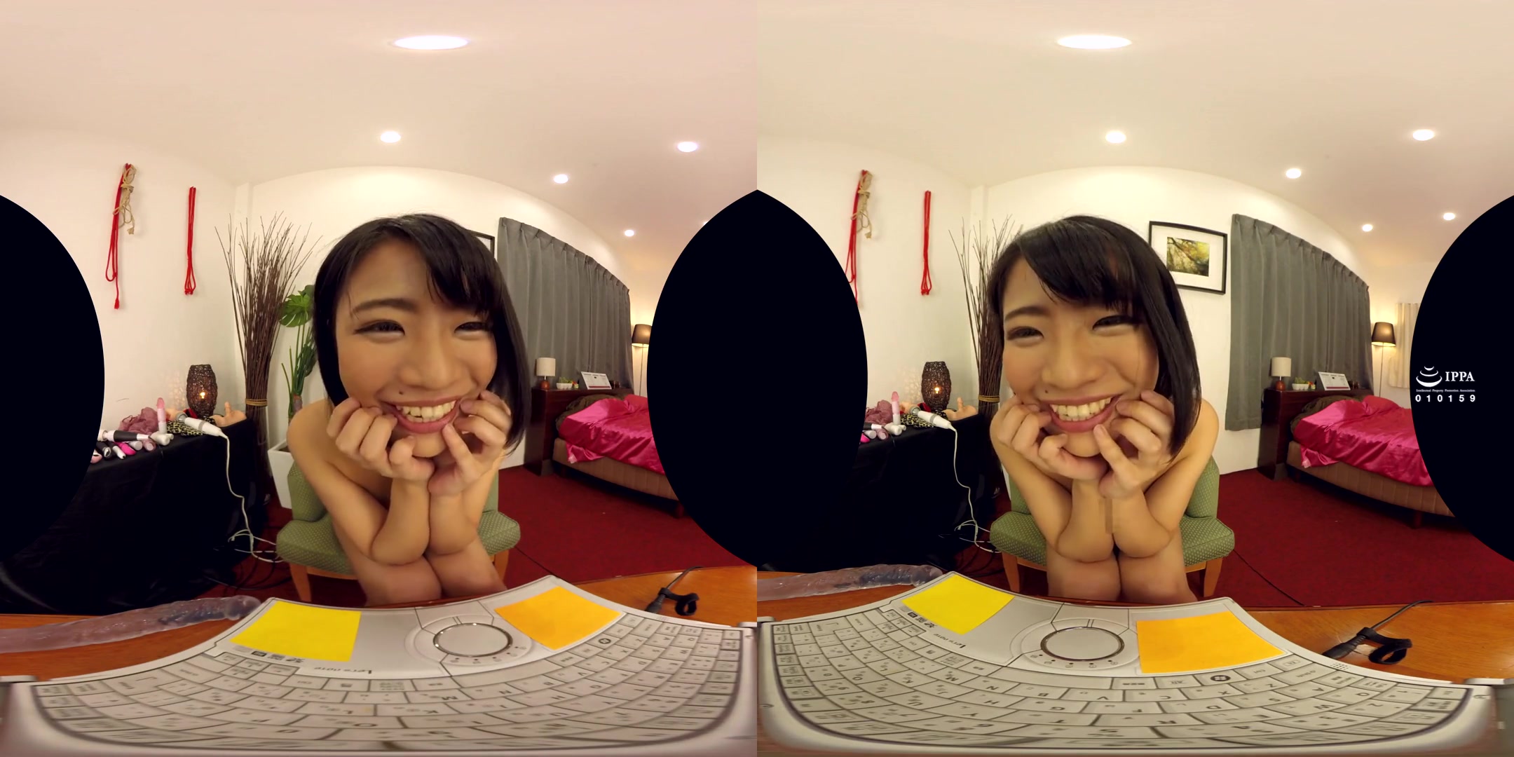 Saya Anri in Saya Anri Virtual Sex Through Live Chat with a Cute Woman - CasanovA
