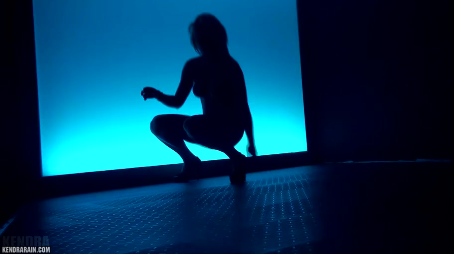 Kendra Silhouette Video
