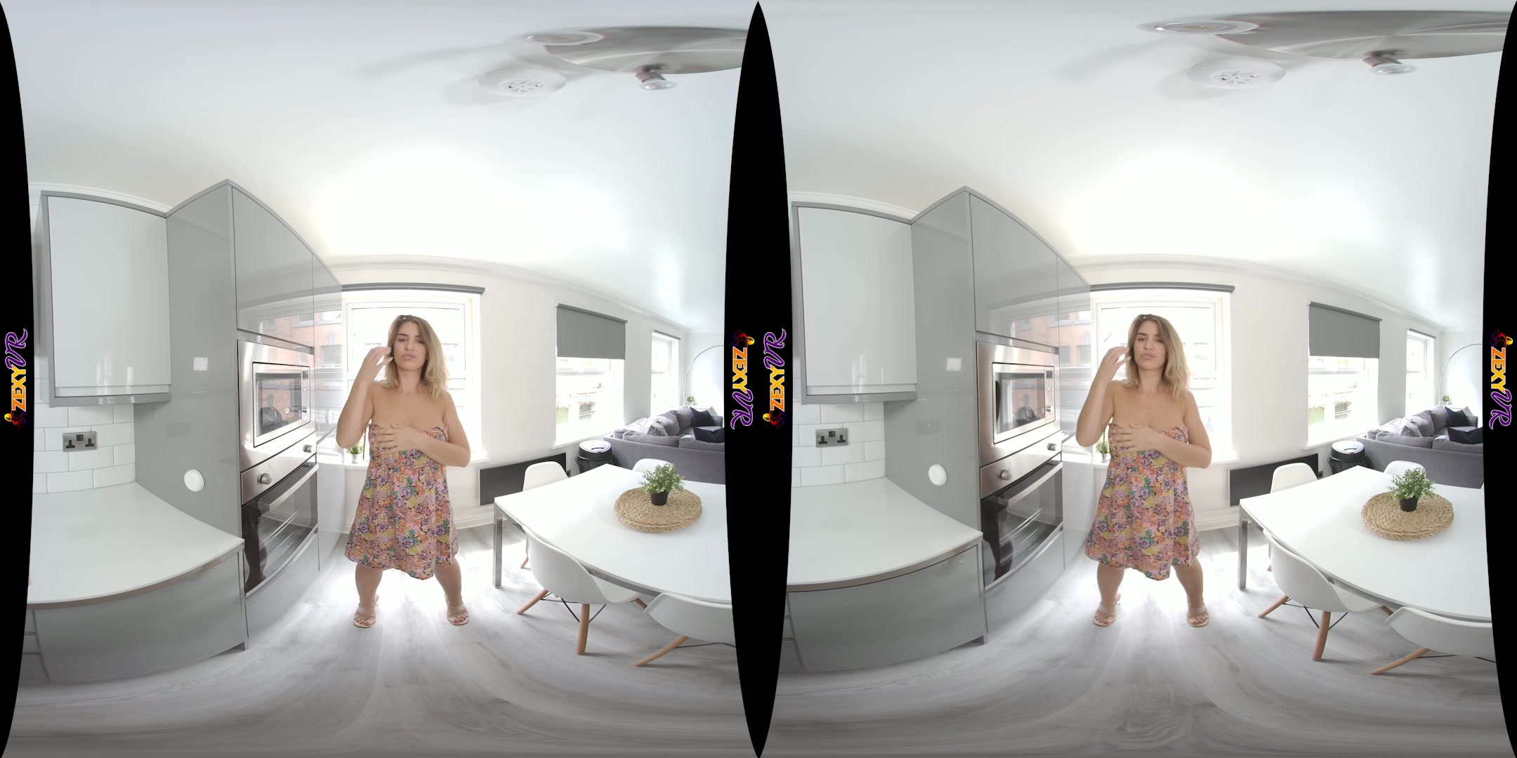 Sunny Striptease featuring Katie Louise - ZexyVR
