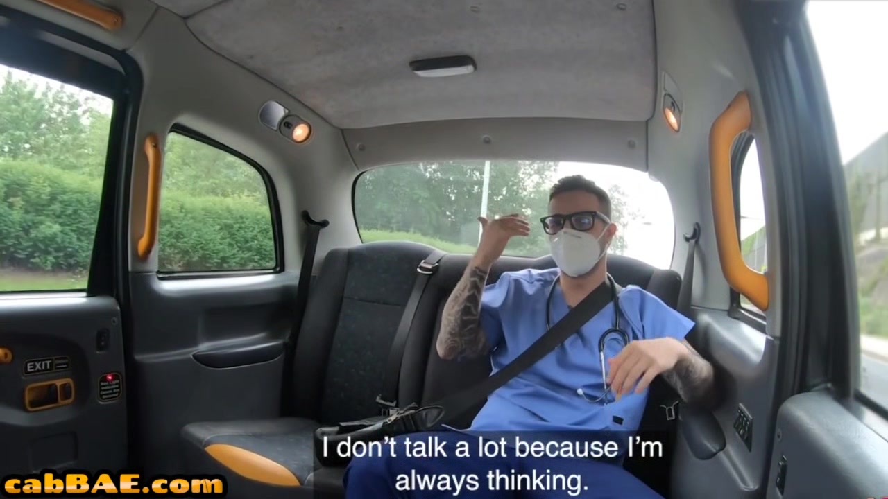 Darkhair european cabbie gets nailed by hung passenger