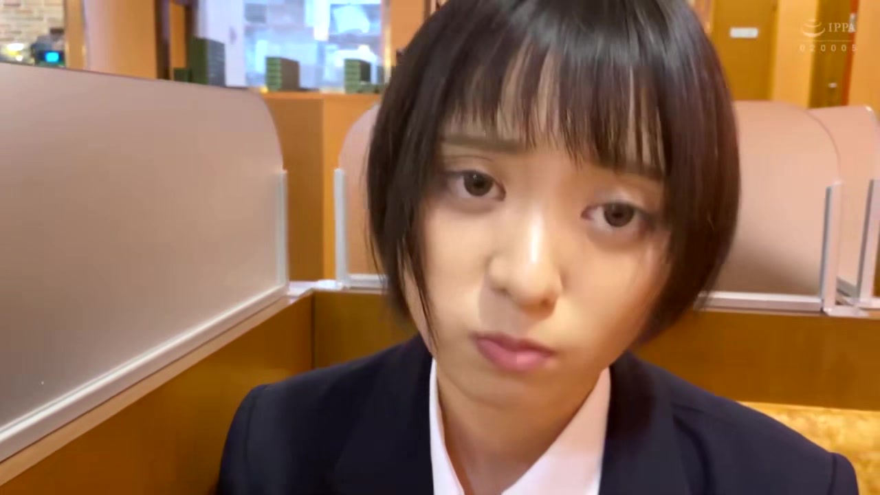 0005588_細身 まんぐり返し 制服着衣などが含まれている