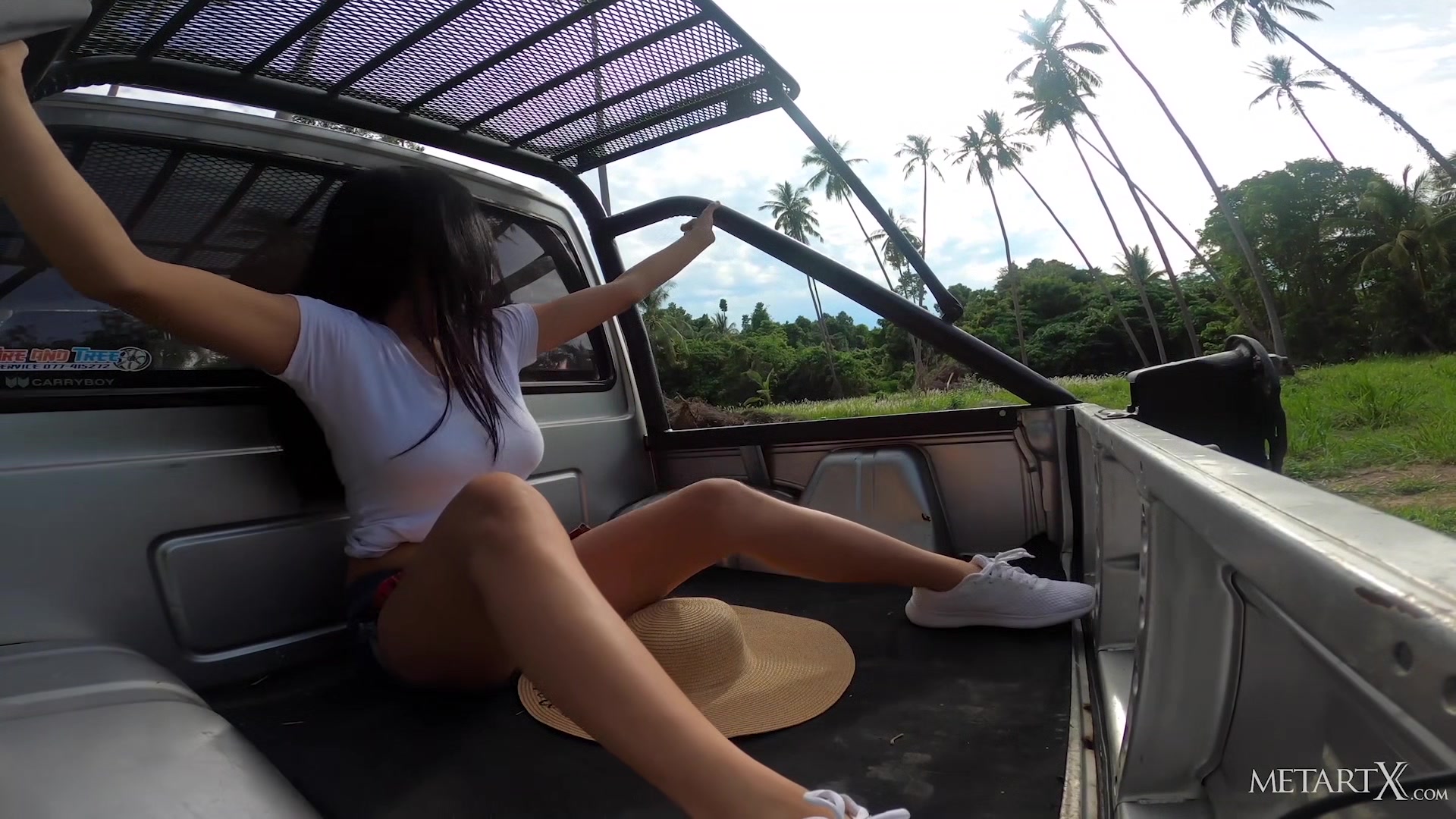 Road Trip 2 - Kahlisa - MetartX