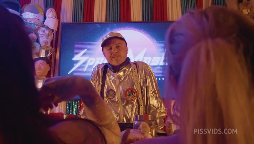 Bimbo Sluts Fuck and Squirt in the Arcade - PissVids
