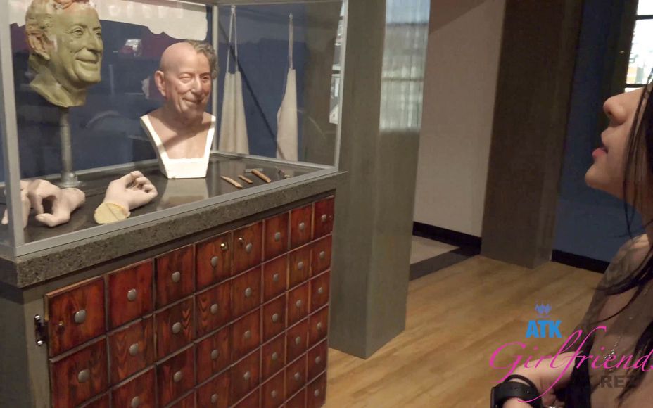 Virtual Vacation In Las Vegas With Sadie Pop Part 1
