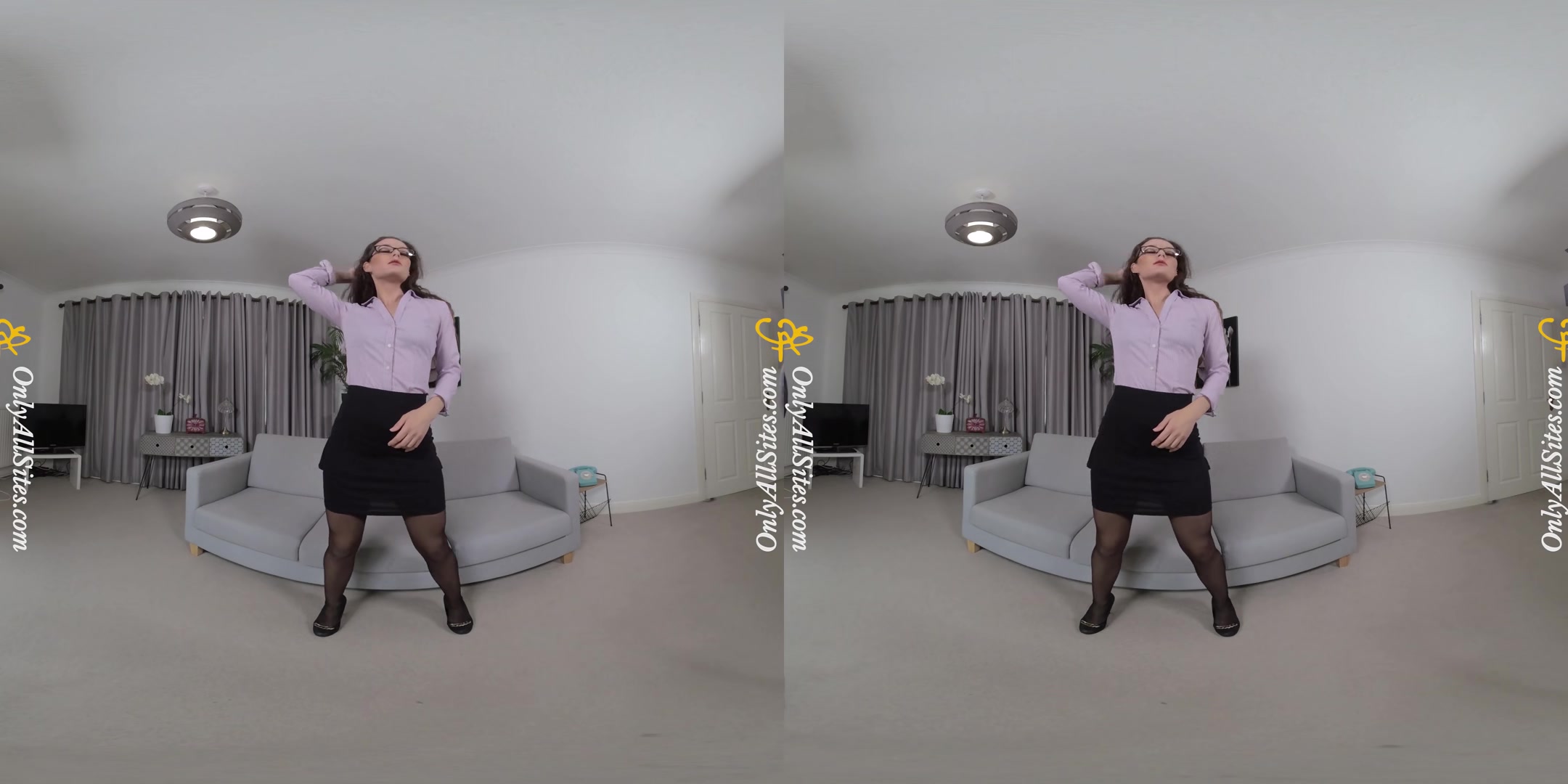 Louise B - Fantastic Brunette - OnlyTease