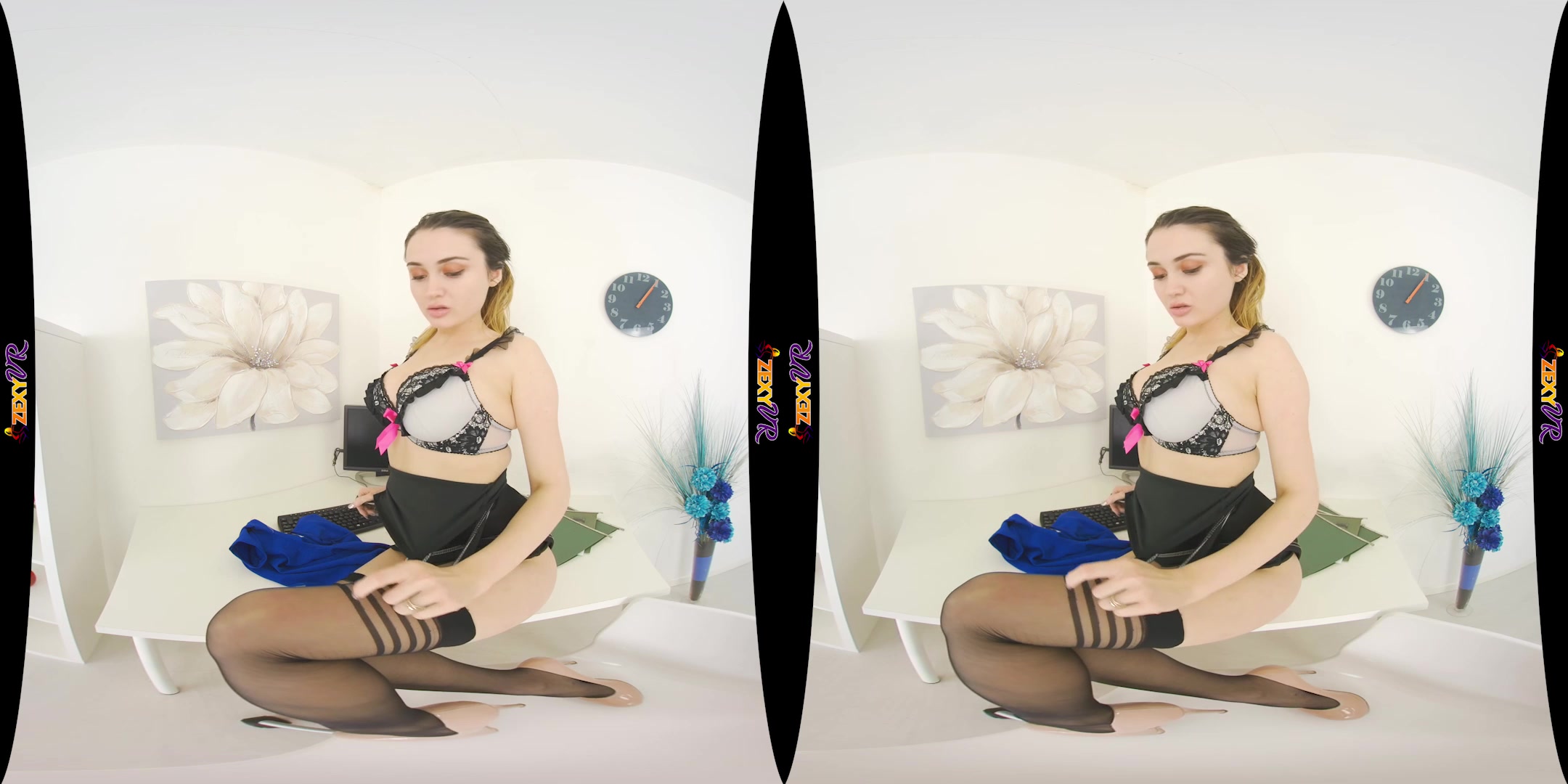 Just Relax featuring Gabriella - ZexyVR
