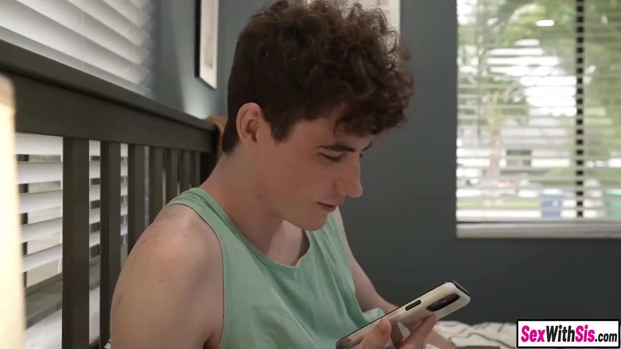 Valerica Steele - Big Boobs Teen 18+ Stepsister Squirts Hard On Her Step Bros Huge Dick