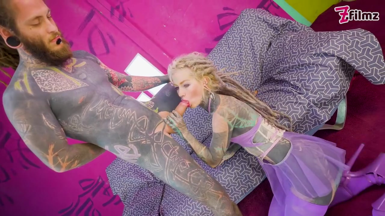 Slim Tattooed Hippie In High Heels Gets Anal Fucked And Gapes Her Ass For Load Of Cum