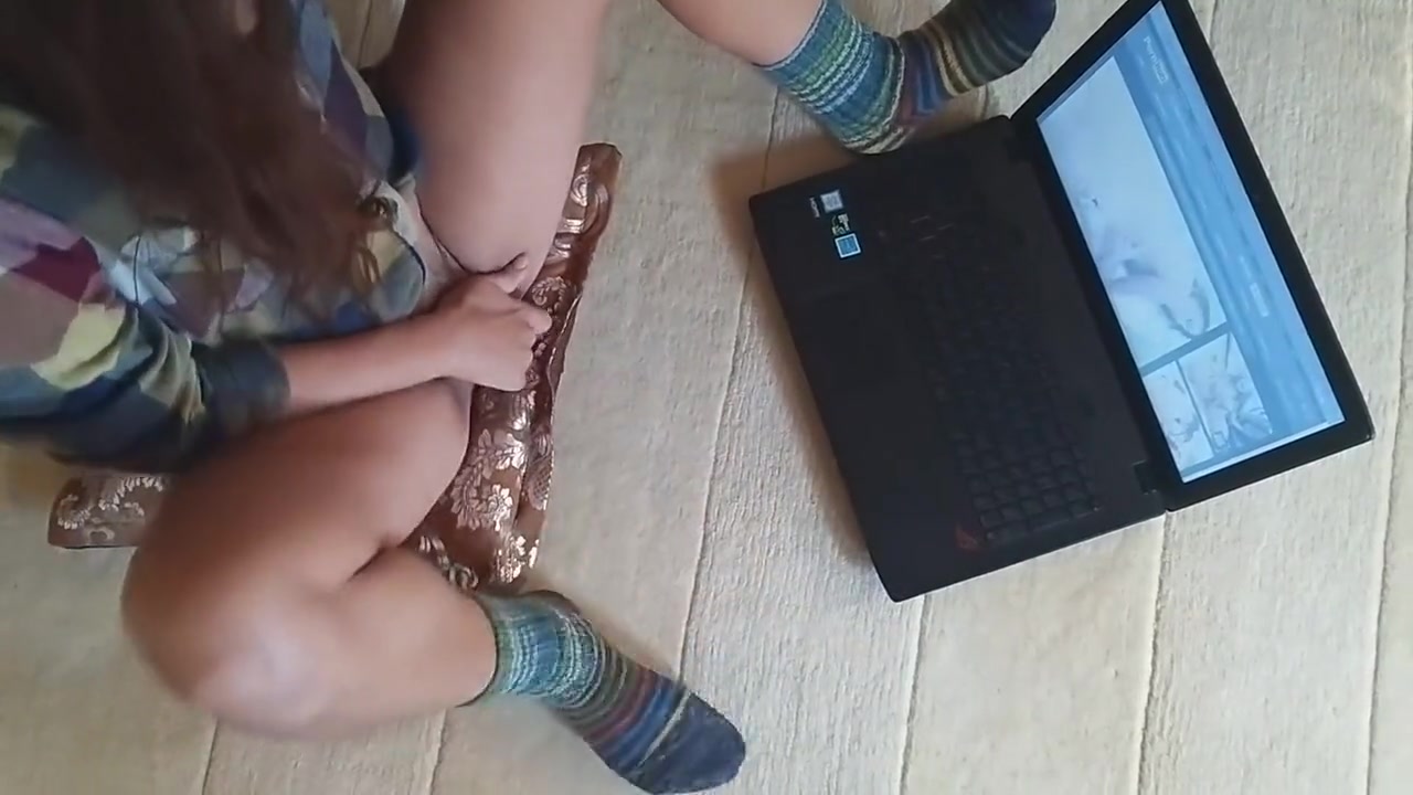 Natural Hairy Pussy Girl Watching Porn And Masturbate With 3 Ping Pong Balls