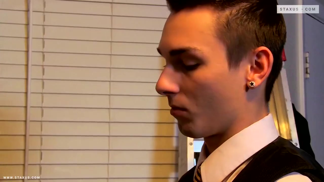 Sucking Cock In The Heat Of Battle With Jacobey London And Jason Valencia