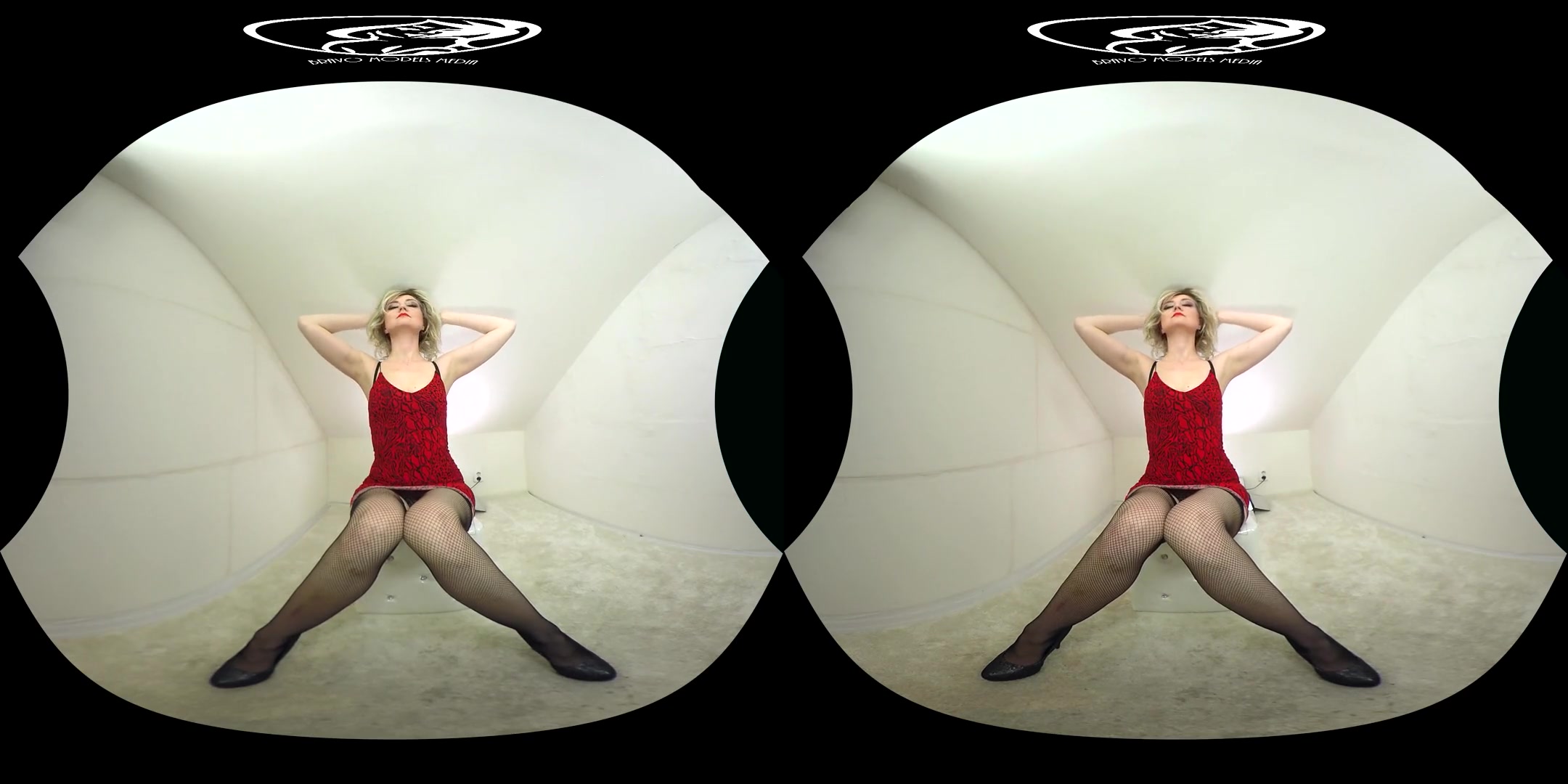 364 - Lena Art; Amateur Blonde Hardcore Solo Scene