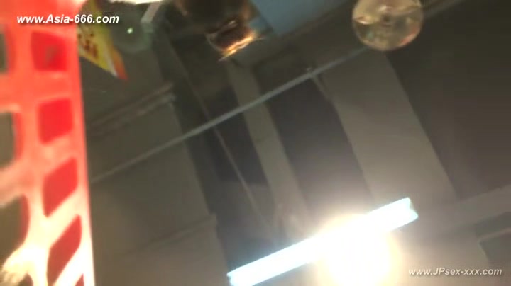 peeping chinese amateur upskirt.22