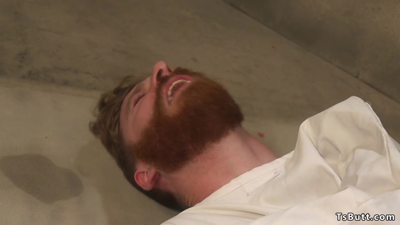 Huge dick ebony shemale doctor fucks patient