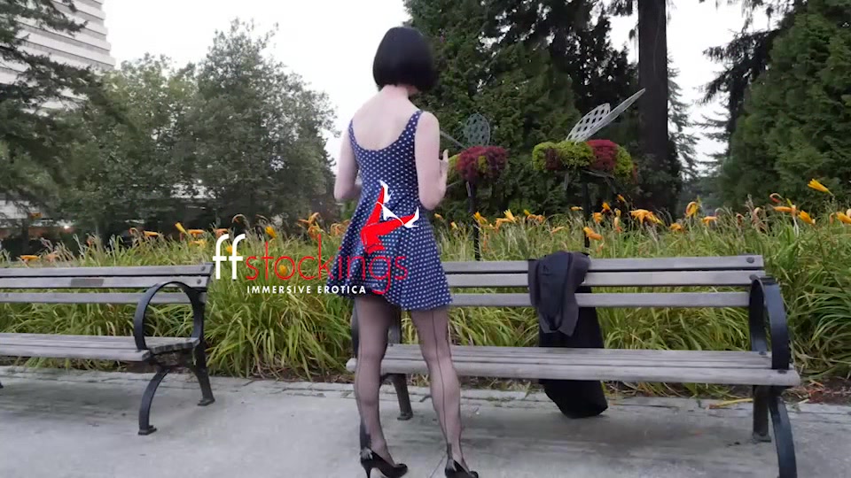 Exhibitionist