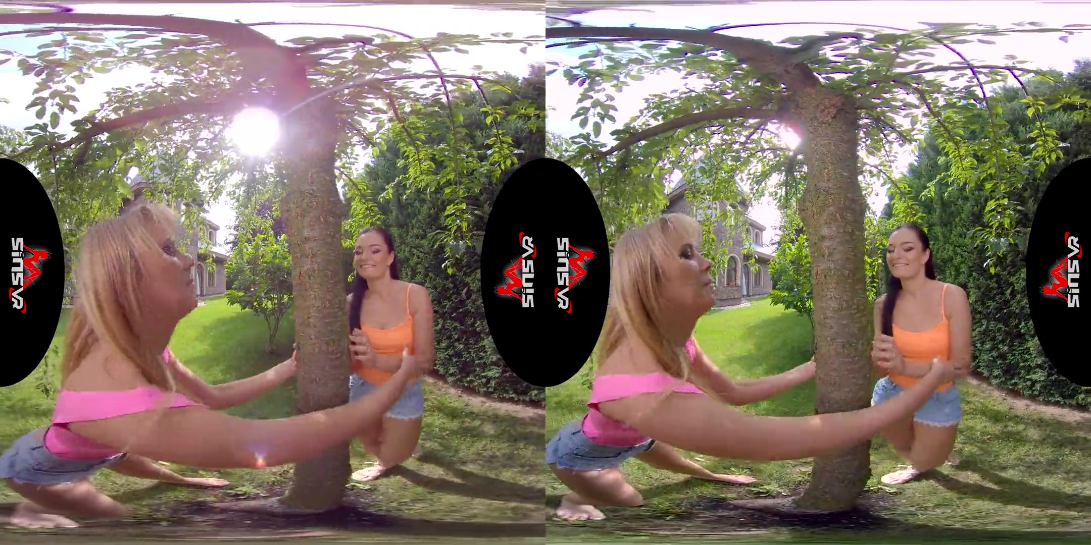 LeeAnne & Eyla - Share My Lipstick - SexLikeReal