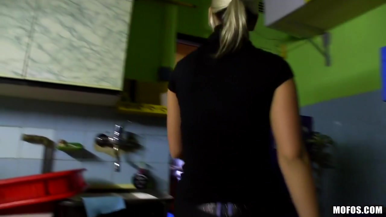 Lenka - Back Room Bangathon