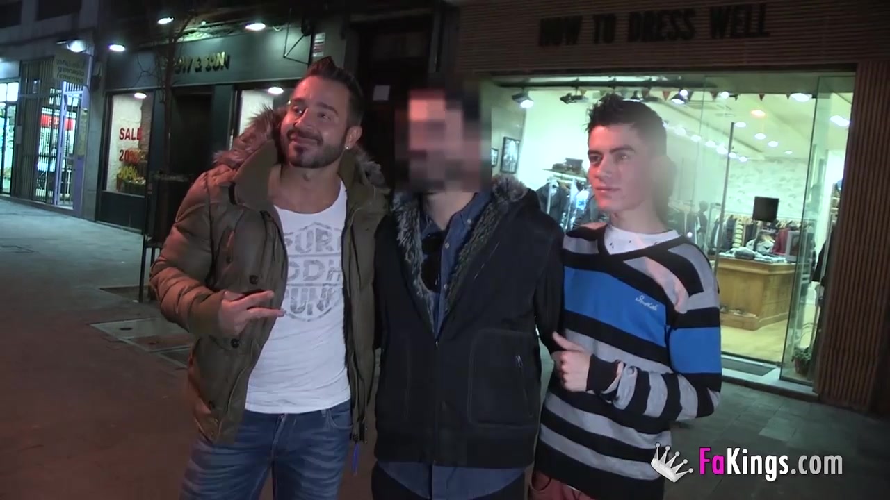 A lesbian, a Gay and Jordi Enp!!