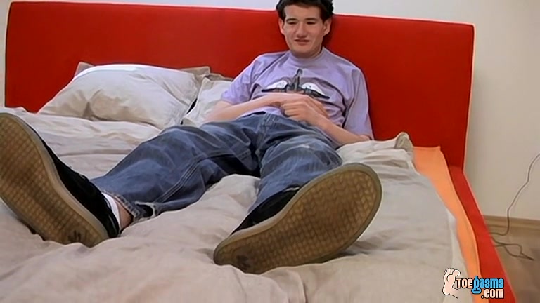 Big Dicked Twink Nate Jerks - Nate