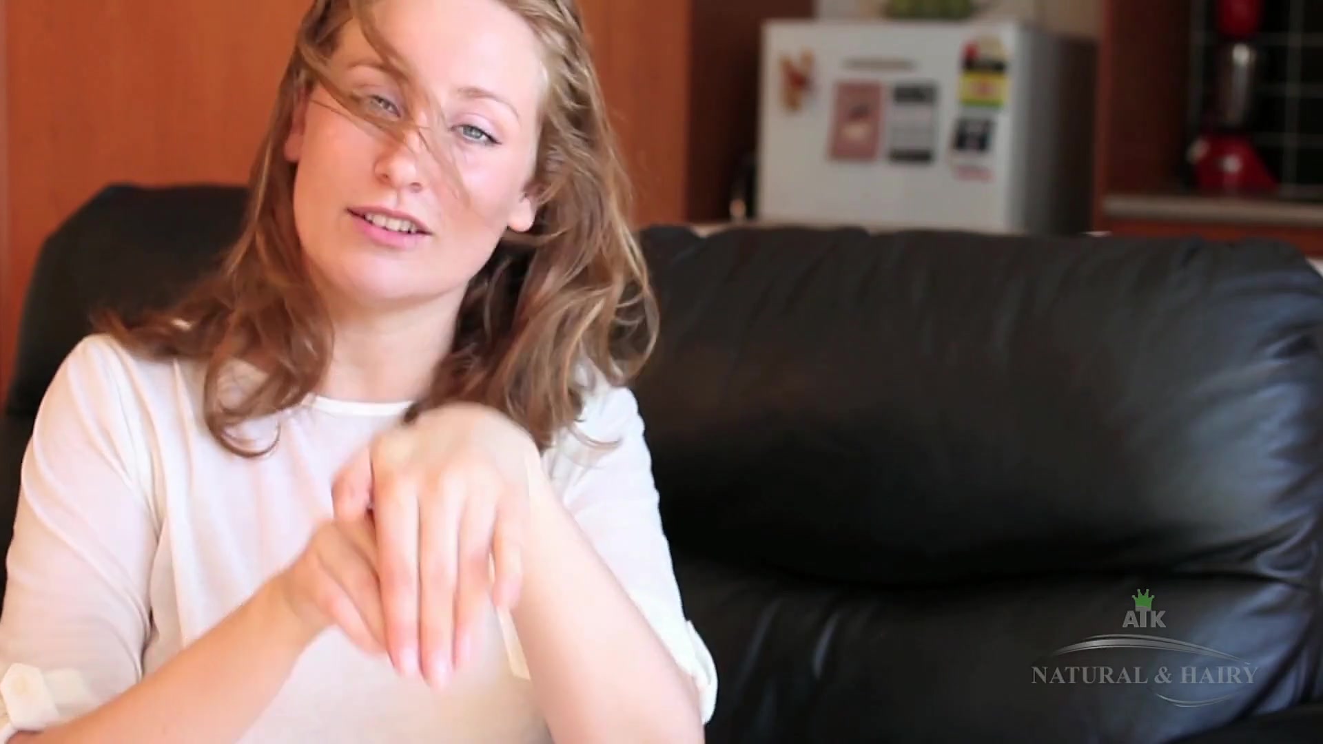 Hairy Nichole Chats A Little Then Masturbates Her Hairy Snatch