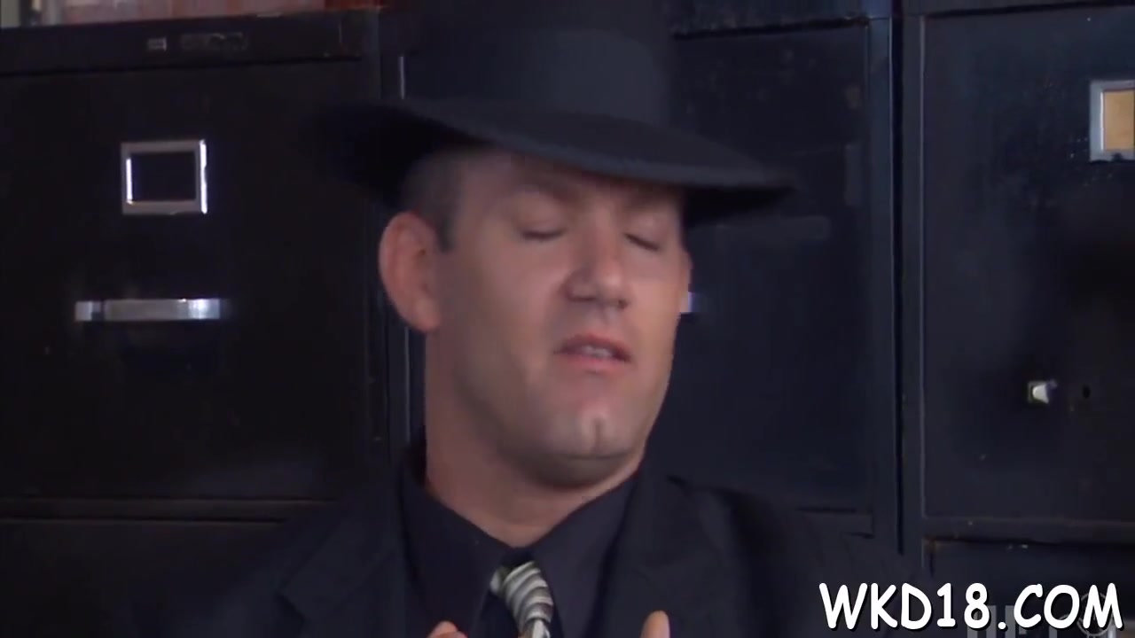 Big Penis Enters Her Cunt