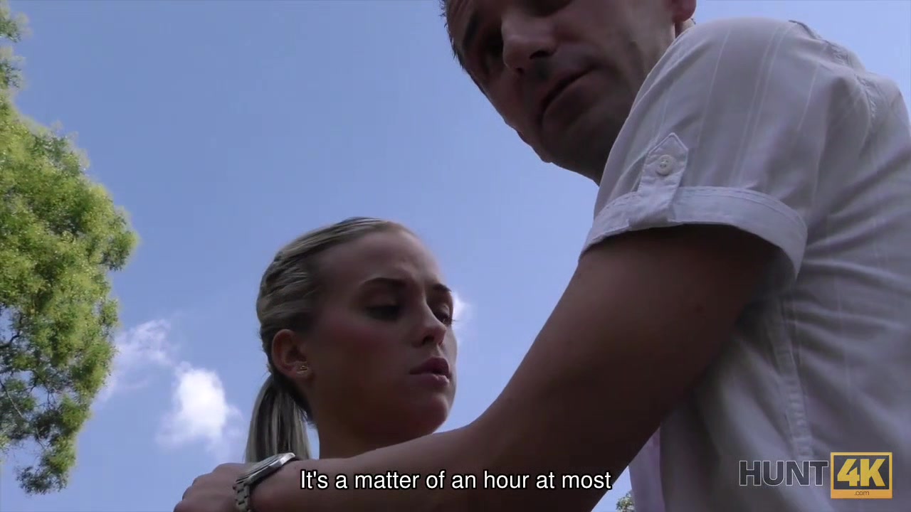 HUNT4K. teen 18+ loses wallet but charismatic man offers cash for anal
