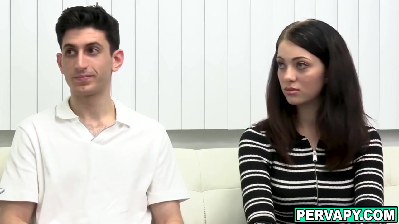 Having 3some Sex With Therapist