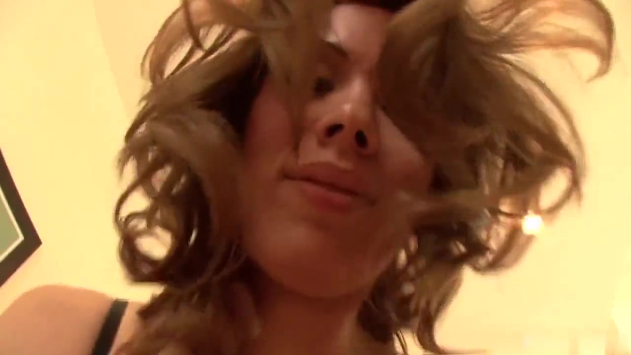 Sienna West In Has A Tight Vagina That She Wants To Rub Up