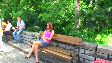 Fashionable babe in out door sex session