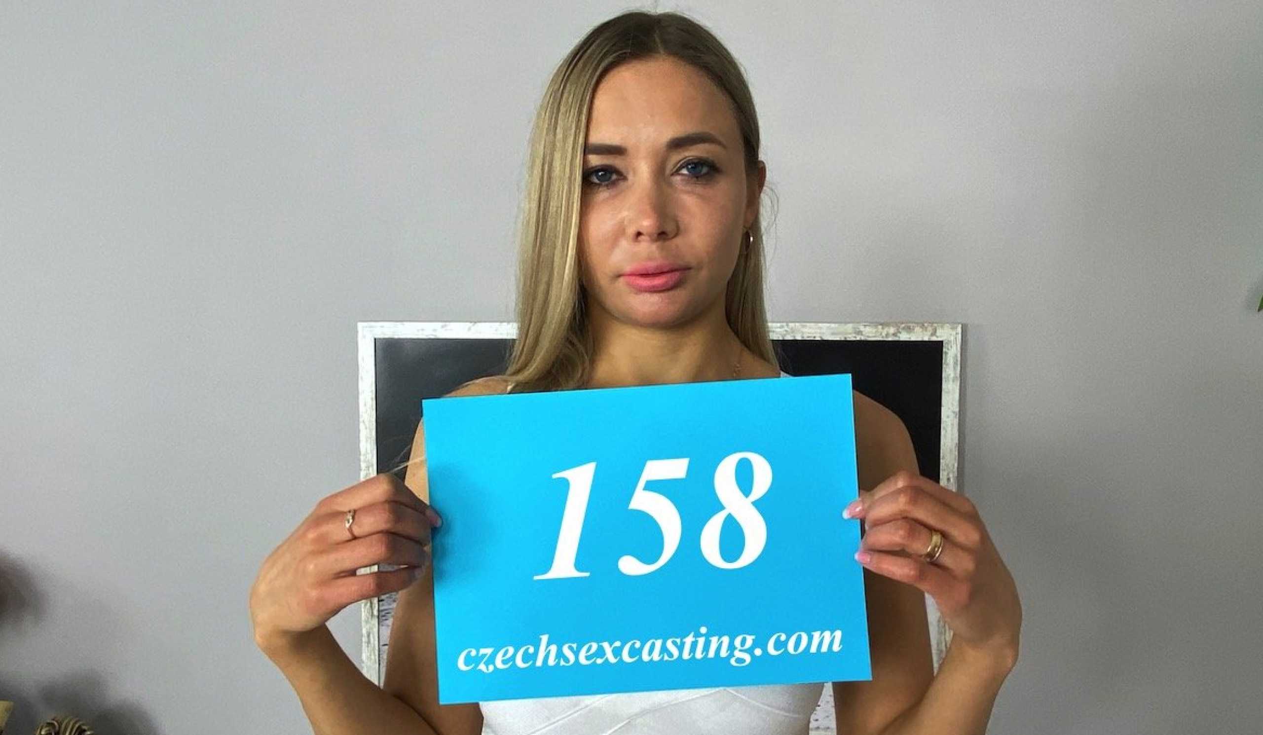 Thomas & Venera Maxima in Sexy Blonde Shows Her Amazing Body - Porncz