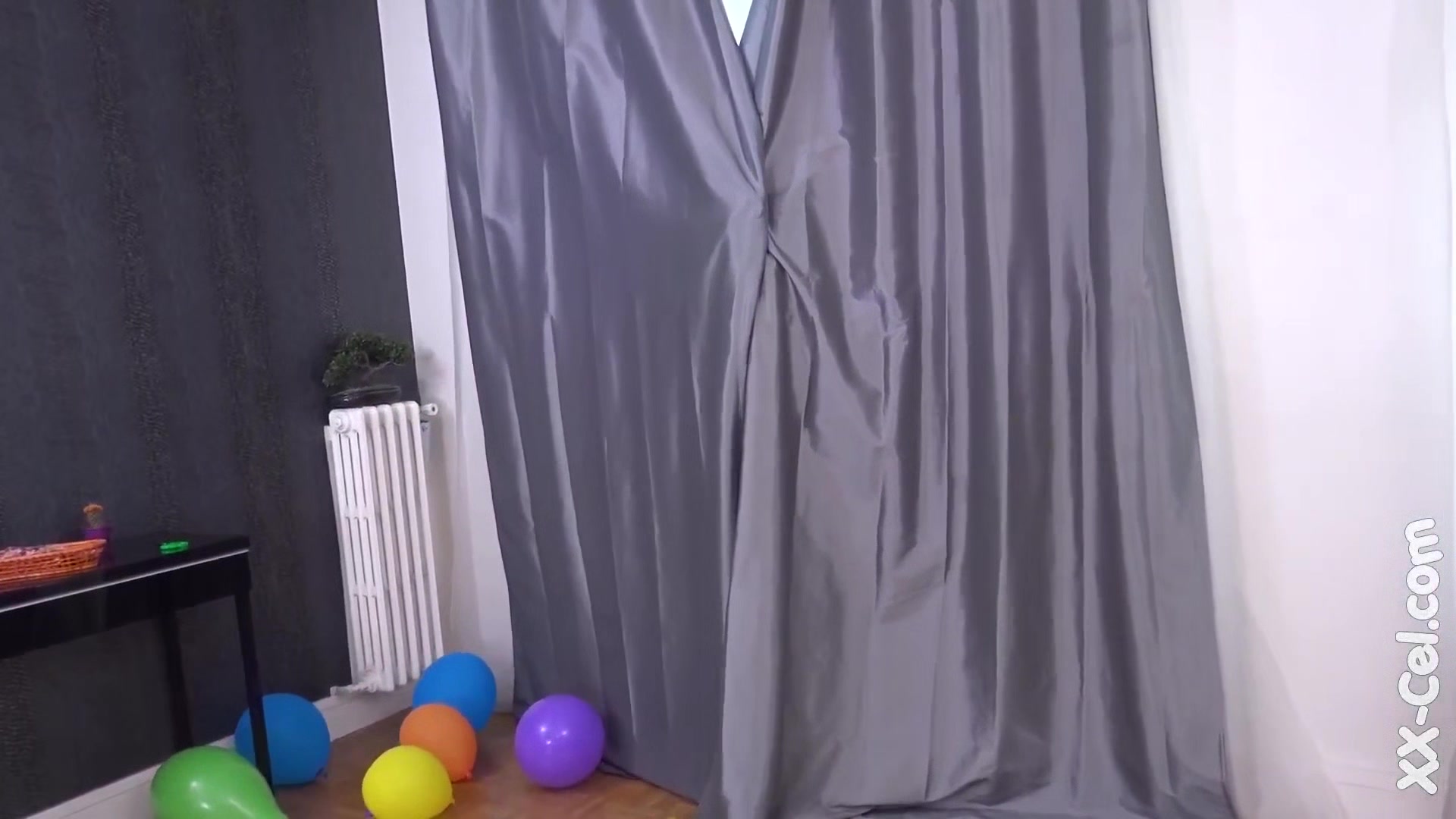 Popping Balloons Porn Movie - Xx-Cel
