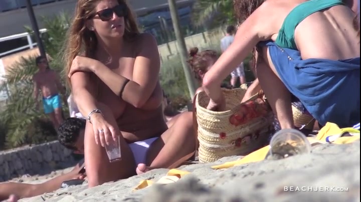 She Had A Great Big Rack! - BeachJerk