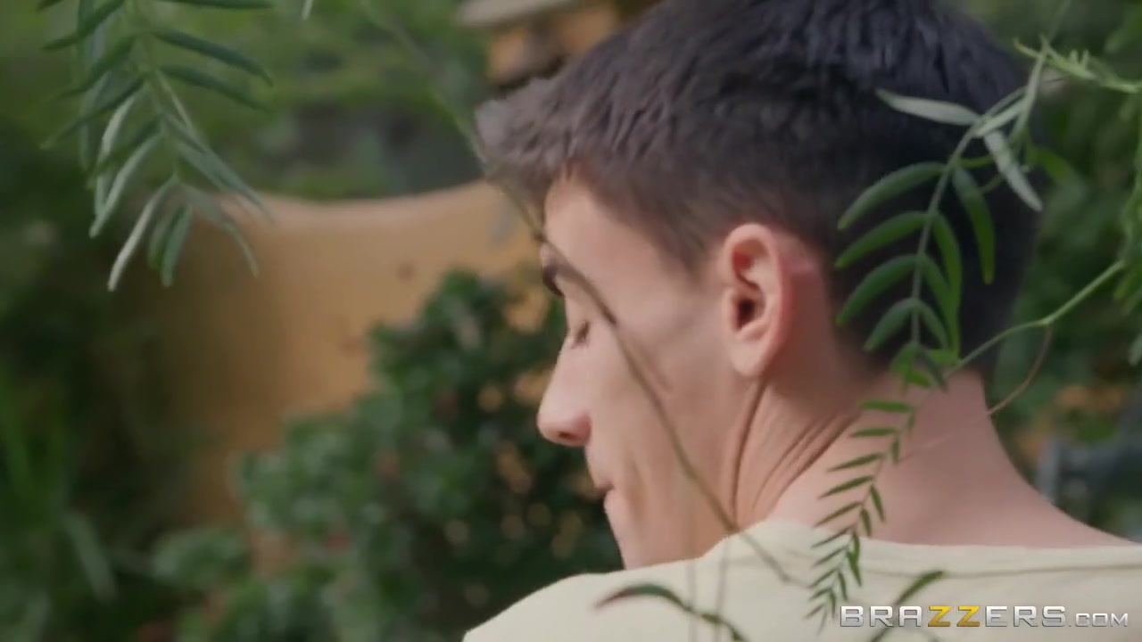 Alexis Fawx And Jordi El Nino Polla - teen 18+ Pervert Jordi Gets Fucked Outdoor By Hot Cougar