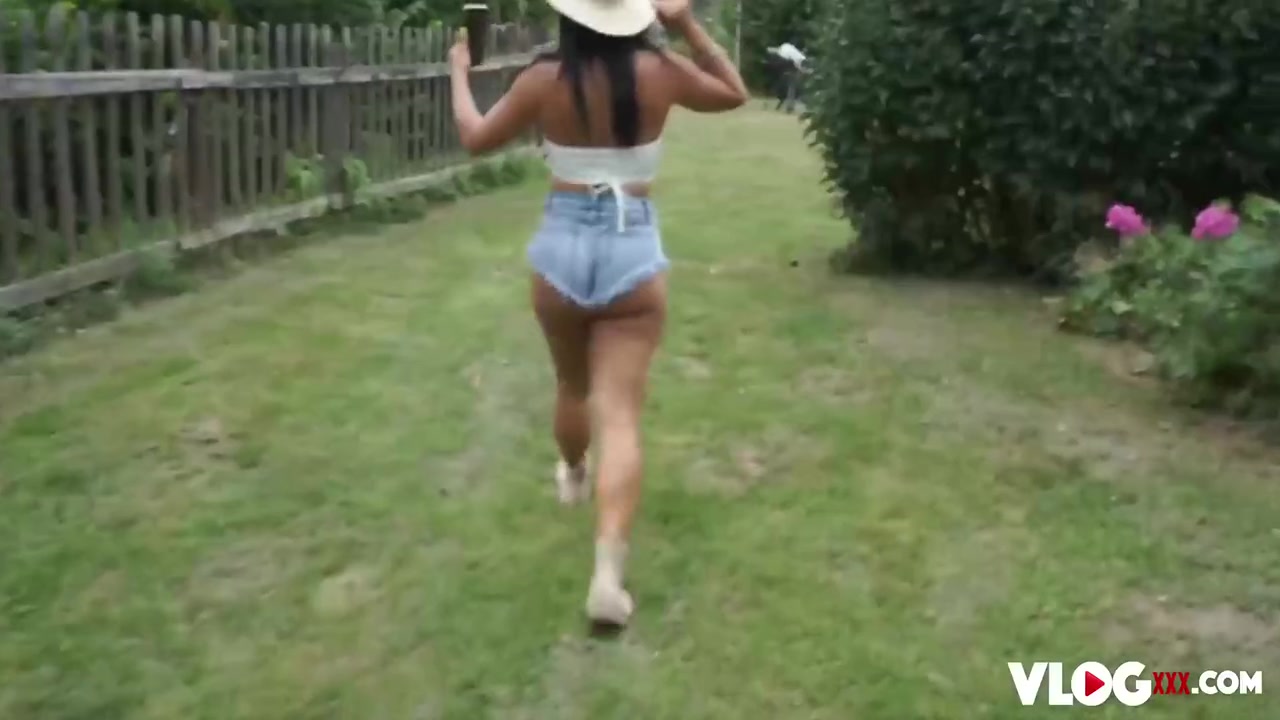 Megan Fiore In Busty Babe Enjoys Hardcore Outdoor Sex