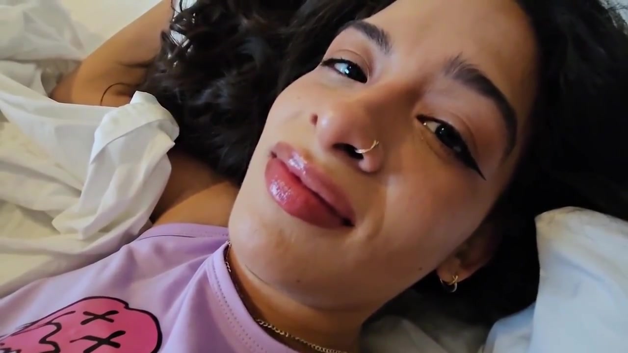 Luxe La Fox - Cuddling My Cute Latina Stepsister