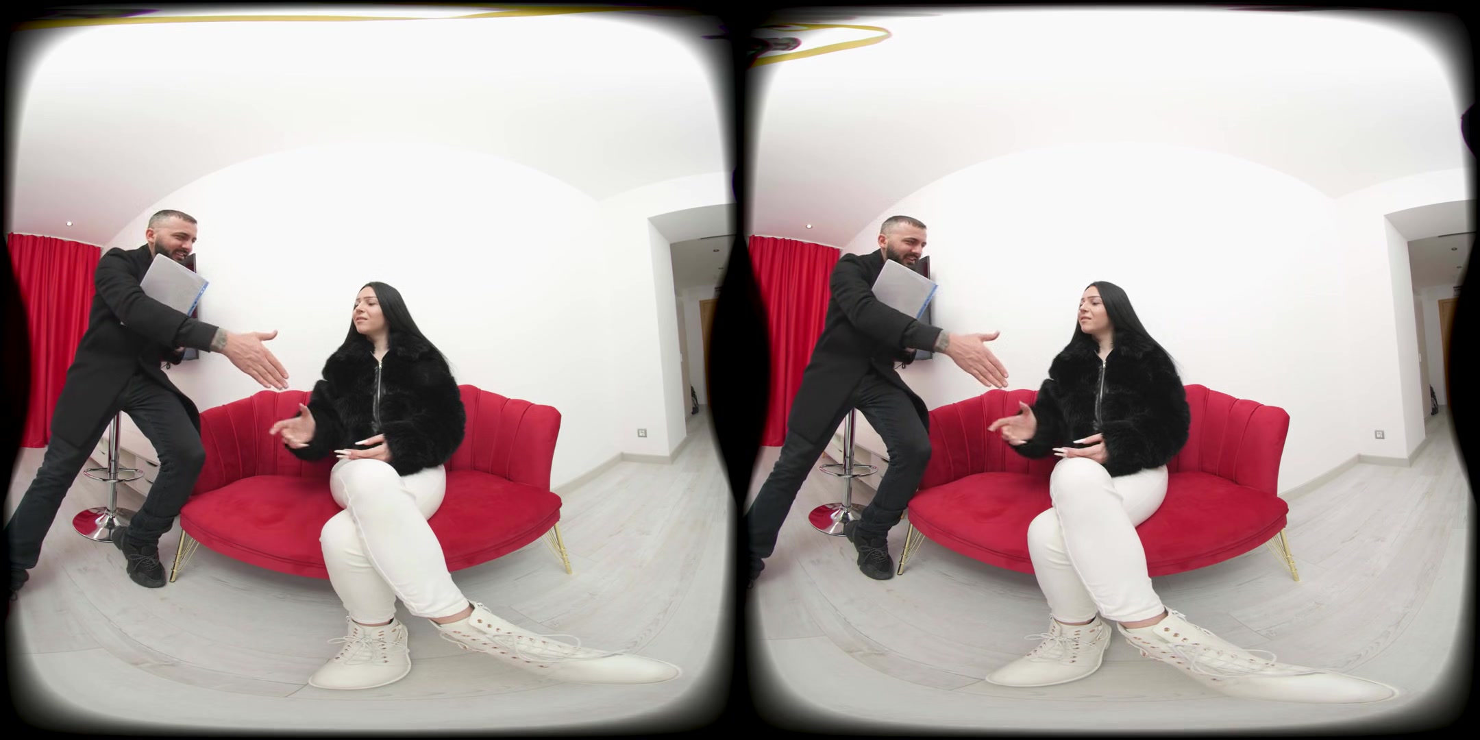 First Clip Casting Lea Karter