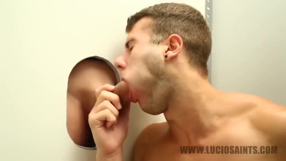 Great Gay Gloryhole Blowbang