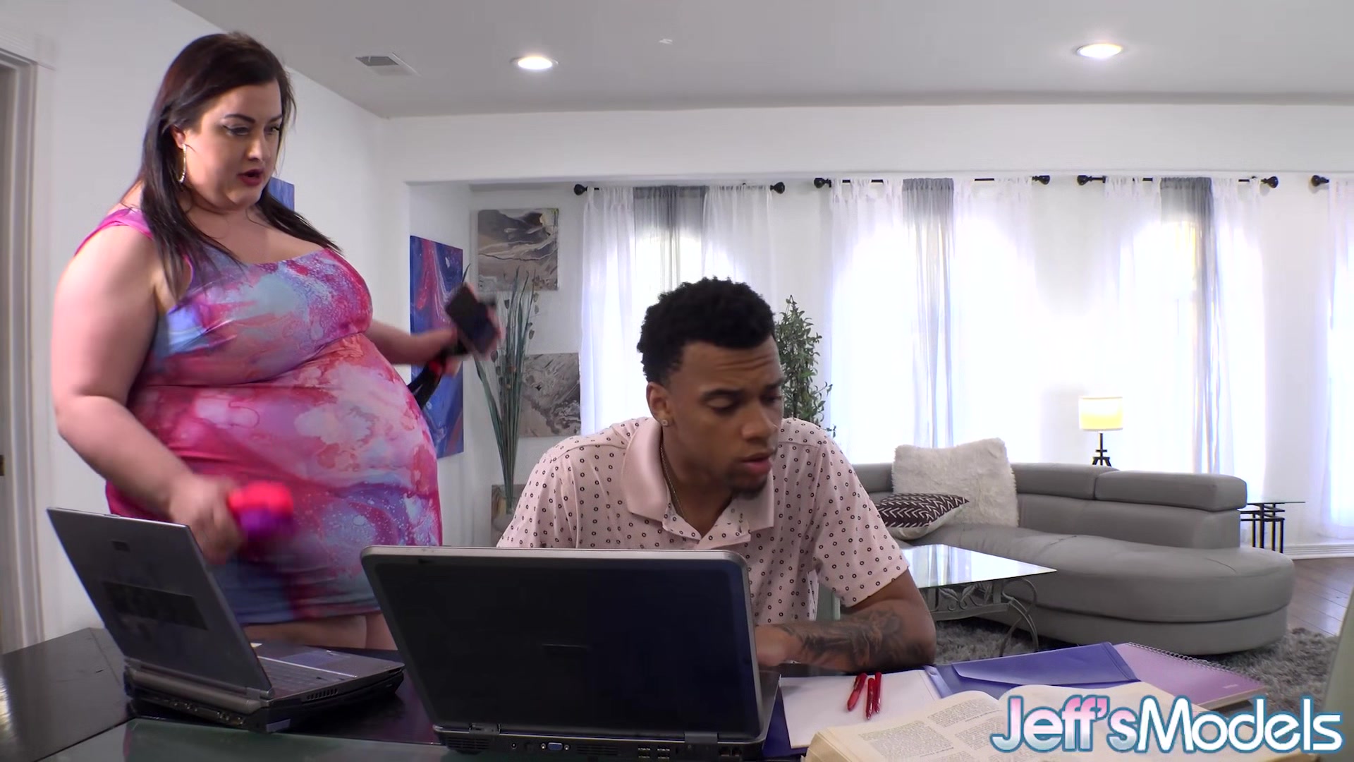 Ashley Is Butt-Fucked by Her Black Boyfriend