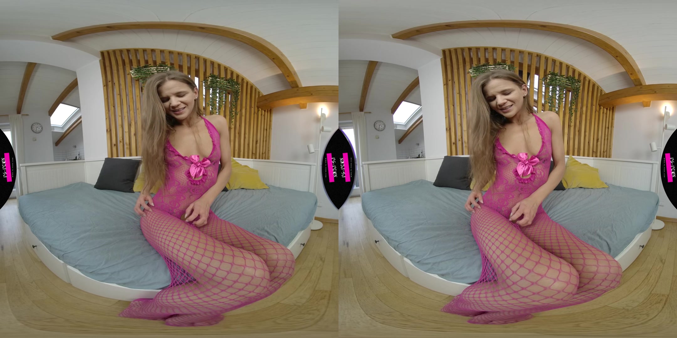 Sarah Masturbates Her Pussy - Ps-Porn