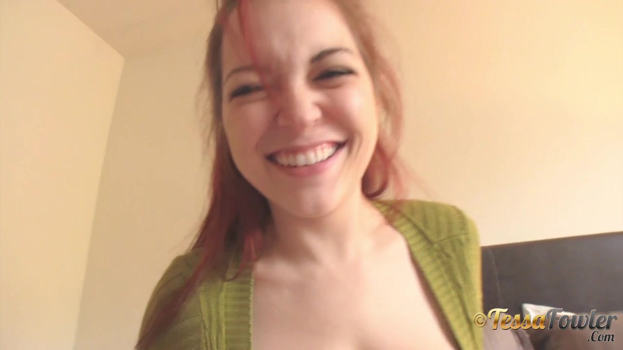Tessa Fowler - Diary Day Getting Dressed 8