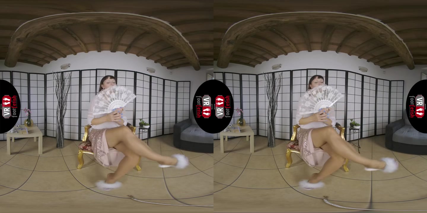 Elegant Dame Babyrose Shows You Her Hot Feet And Toes In Tight Pantyhose In VR - VRFootFetish