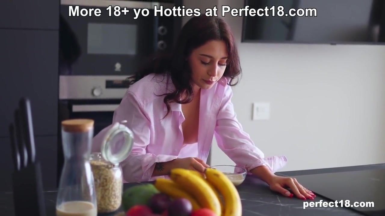 Honey Dory Juicing Through Her With Sweet Hole