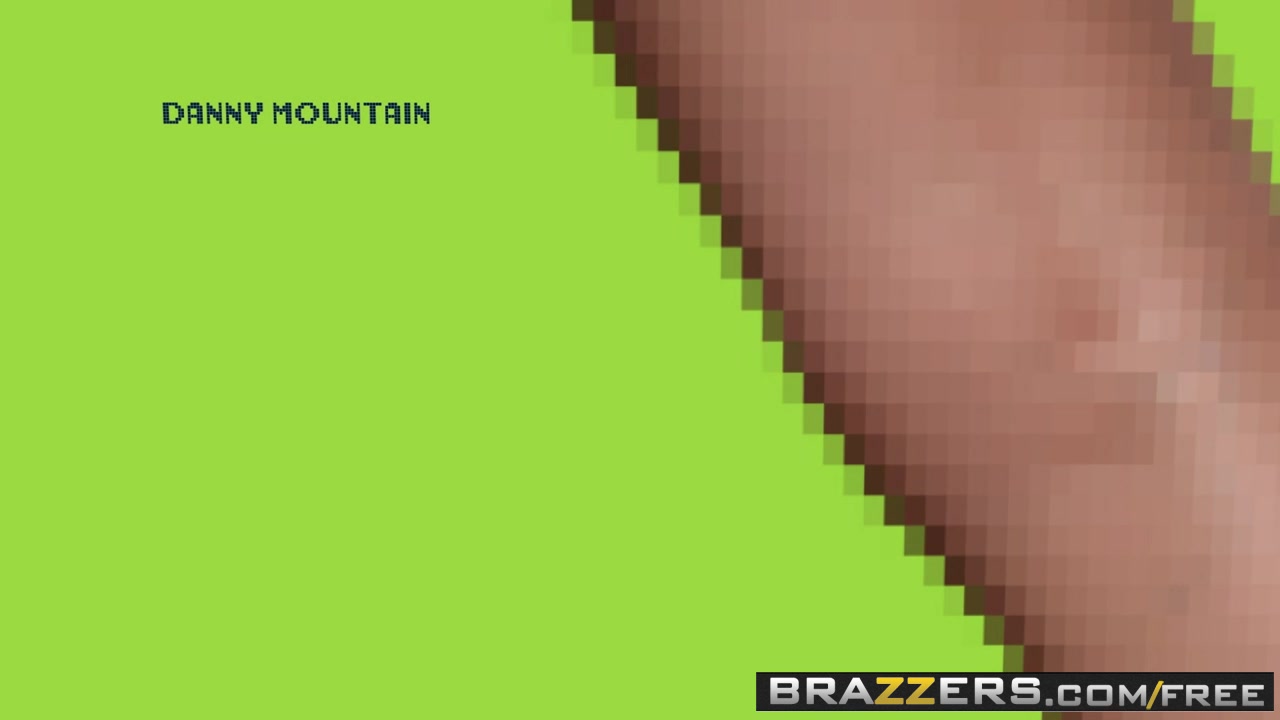Brazzers - Milfs Like it Big - Alexis Fawx Danny Mountain - That Touch of MILF