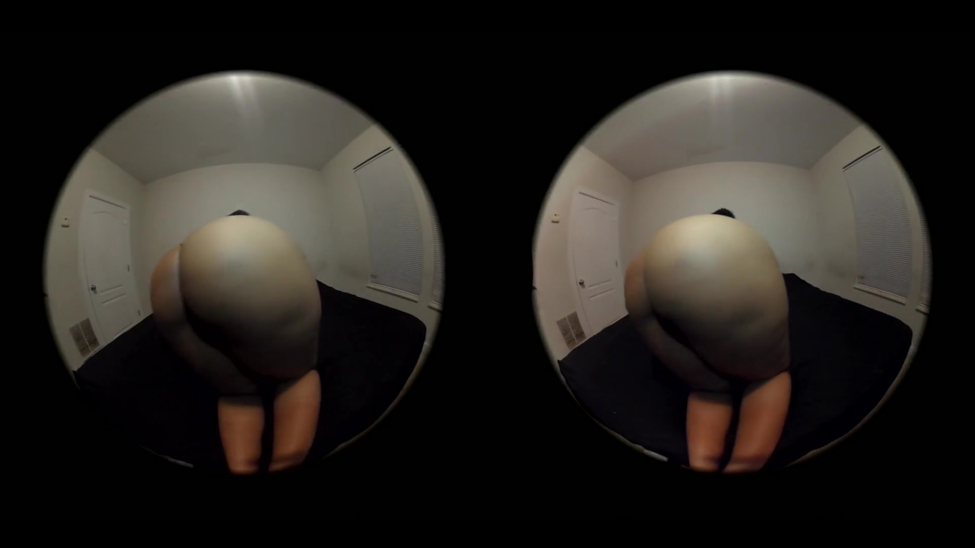 Big Booty Twerk W/ Buttplug - EbonyVR